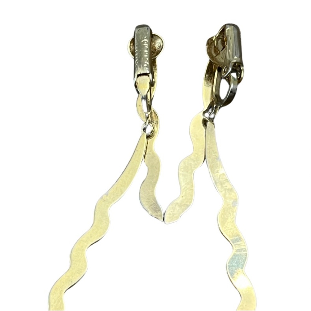 1203 Sarah Coventry Vintage Gold Wave Earrings - Picture 3 of 3